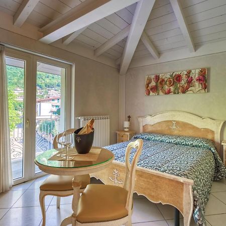 Villa Liberty Darfo Boario Terme Exterior foto