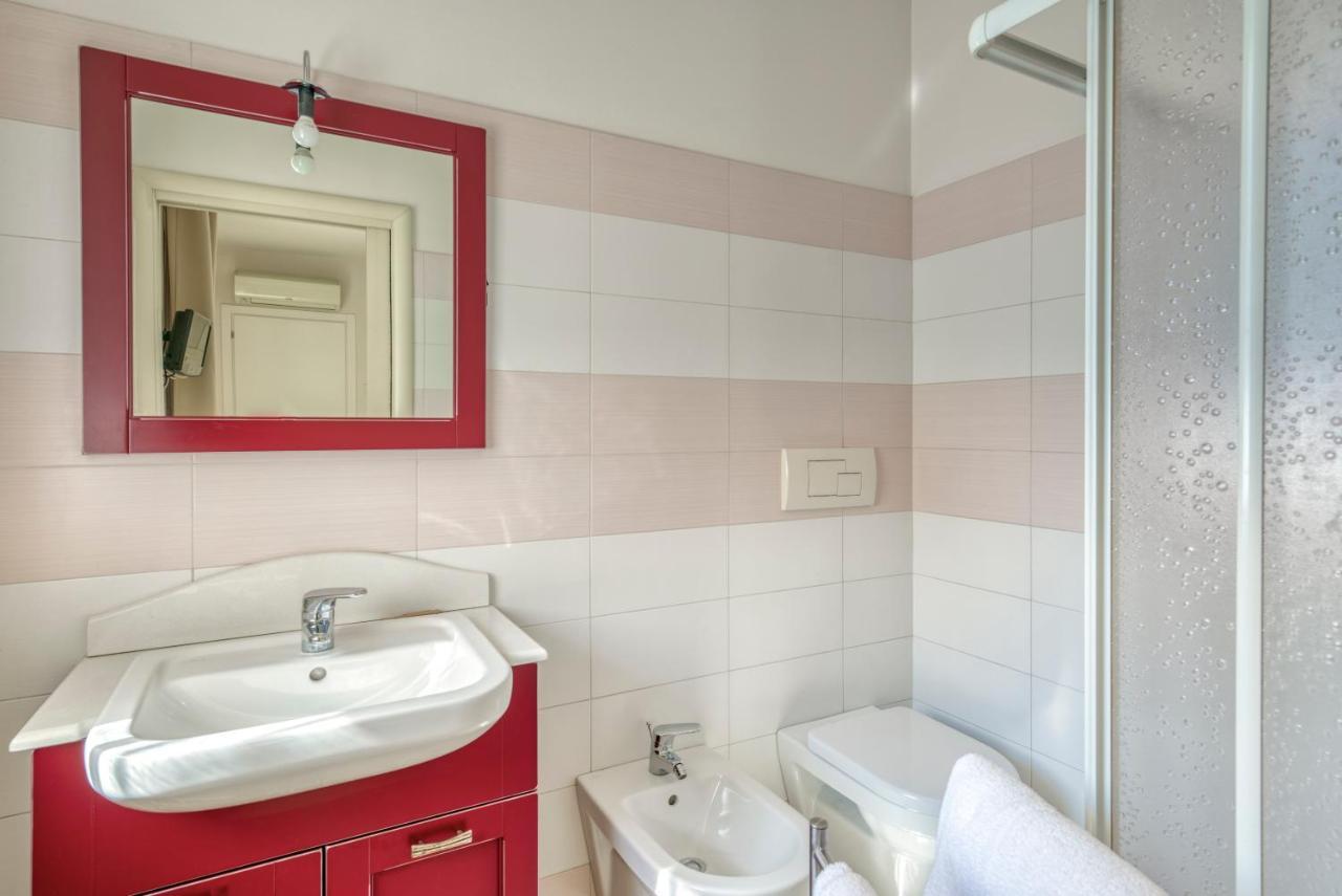 Villa Liberty Darfo Boario Terme Exterior foto